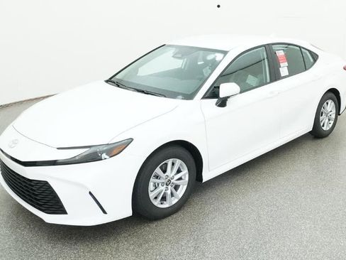 New 2026 Toyota Camry LE FWD image 1