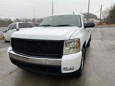 Used 2008 Chevrolet Silverado 1500 LT w/ Power Pack Plus image 4