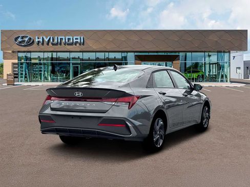 New 2026 Hyundai Elantra Sport image 20