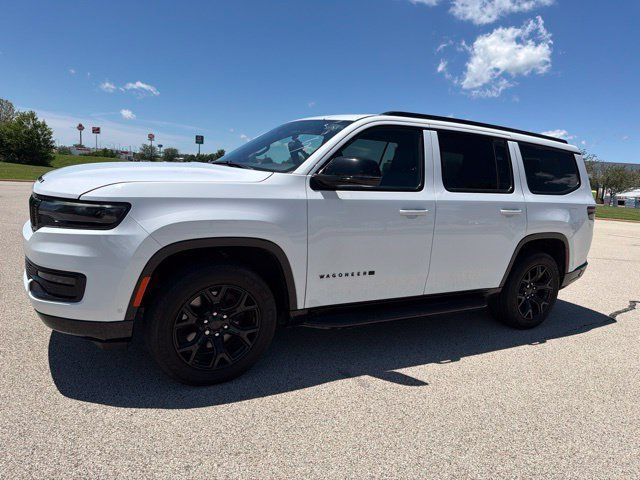 Used 2023 Jeep Wagoneer Series II AWD/4WD image 2