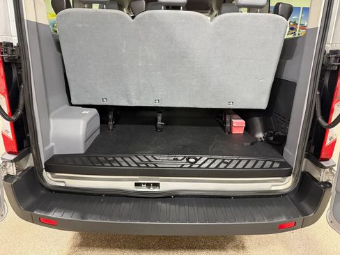 Used 2015 Ford Transit 150 XL RWD image 21