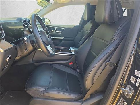 Used 2023 Mercedes-Benz GLC 300 4MATIC image 14