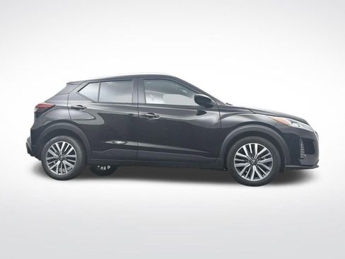 Used 2024 Nissan Kicks SV FWD image 33