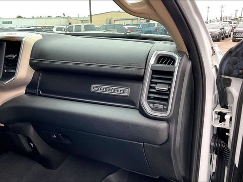 Used 2022 RAM 2500 Laramie AWD/4WD image 23