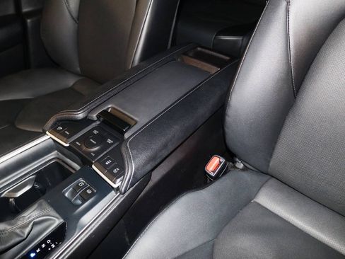 Used 2024 Toyota Grand Highlander AWD image 63