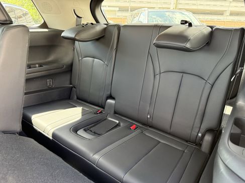 Certified 2025 INFINITI QX60 Luxe w/ Vision Package image 13