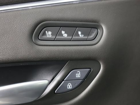 Used 2024 Cadillac Escalade Sport w/ LPO, ONYX Package image 9