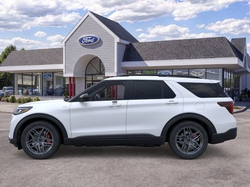 New 2026 Ford Explorer ST-Line w/ ST-Line Street Pack AWD/4WD image 3