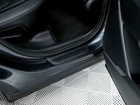 Used 2025 Kia Sportage EX w/ Premium Package image 47