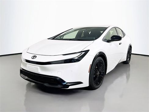 New 2026 Toyota Prius Plug-In Hybrid image 7