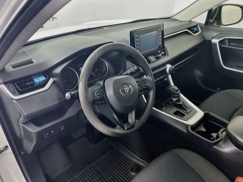 Used 2019 Toyota RAV4 LE w/ All Weather Liner Package AWD/4WD image 10