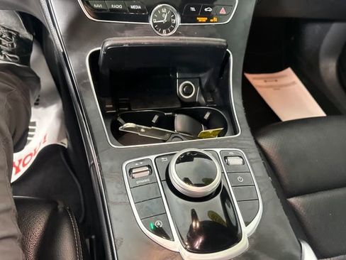 Used 2020 Mercedes-Benz C 300 4MATIC Sedan image 31