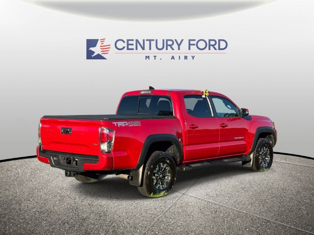 Used 2023 Toyota Tacoma TRD Off-Road w/ Technology Package AWD/4WD image 3