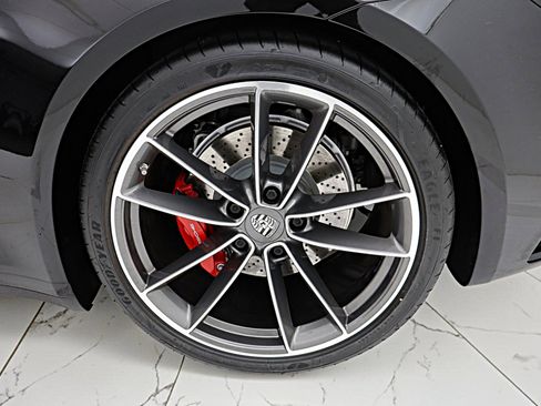 Used 2020 Porsche 911 Carrera 4S AWD/4WD image 49