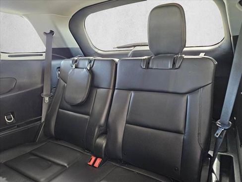 Used 2023 Ford Explorer XLT w/ Equipment Group 202A AWD/4WD image 16