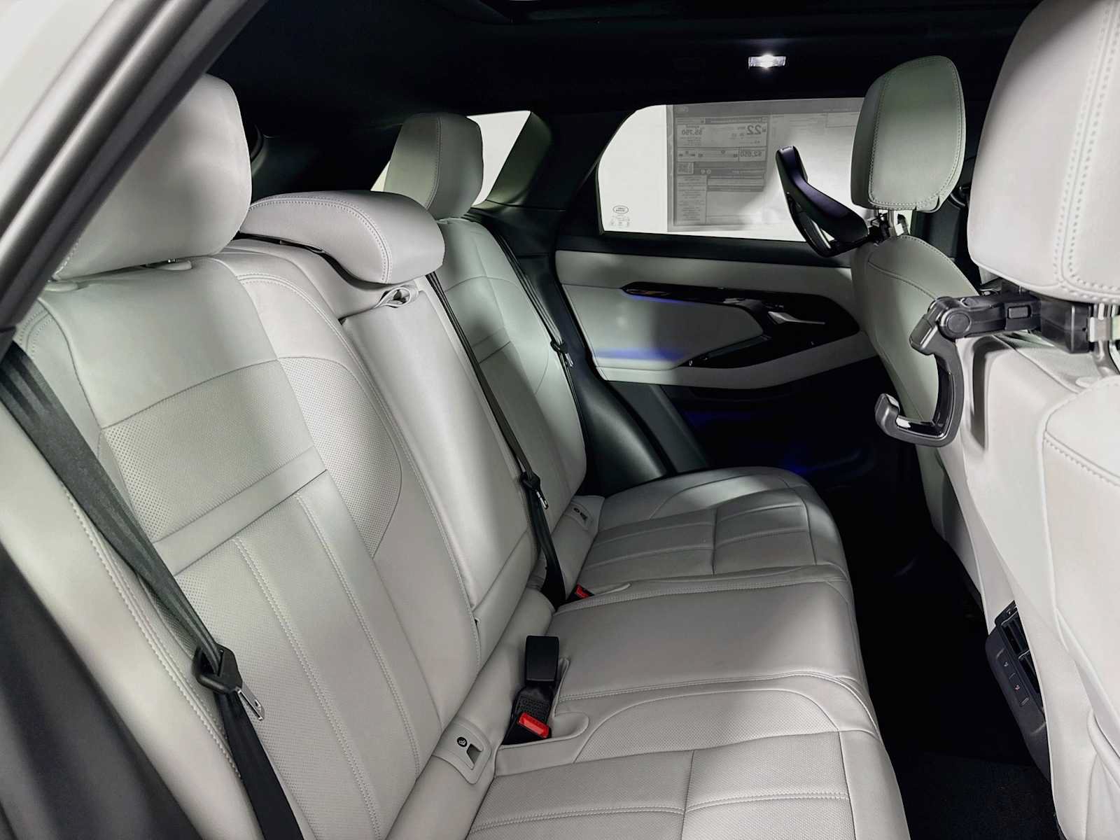 New 2026 Land Rover Range Rover Evoque S AWD/4WD image 27