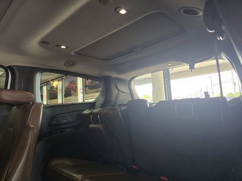 Used 2018 Chrysler Pacifica Limited image 12