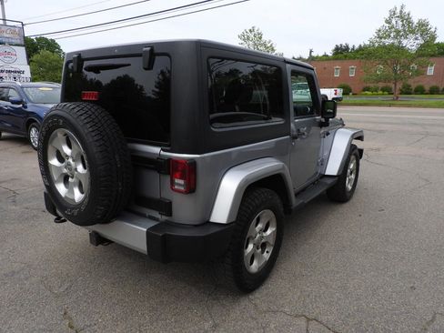 Used 2015 Jeep Wrangler Sahara w/ Connectivity Group AWD/4WD image 6