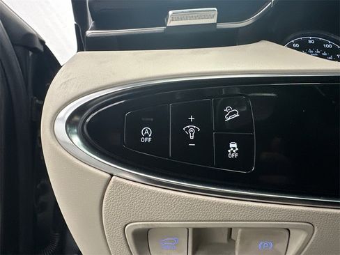 Used 2023 Genesis GV70 2.5T w/ Select Package image 35