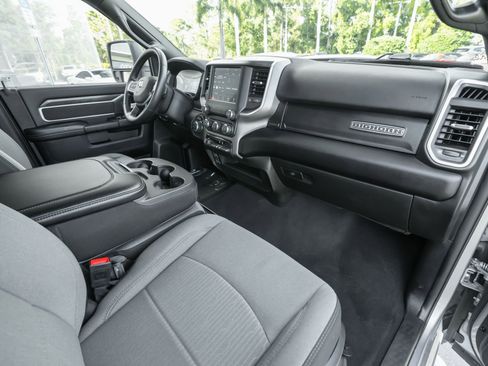 Used 2024 RAM 2500 Big Horn w/ Bed Utility Group image 39