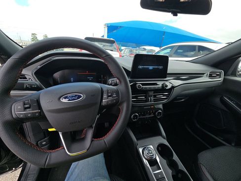Used 2026 Ford Escape ST-Line image 15