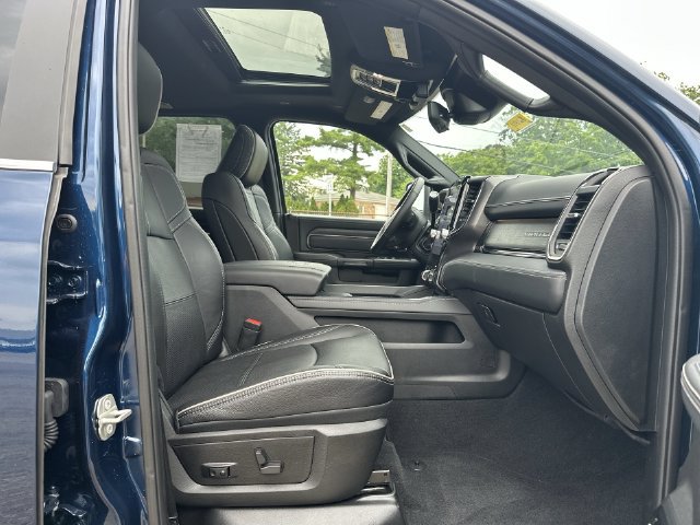 Used 2024 RAM 3500 Limited AWD/4WD image 29