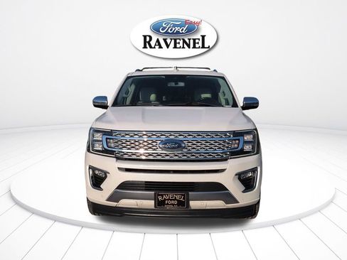 Used 2019 Ford Expedition Max Platinum RWD image 9