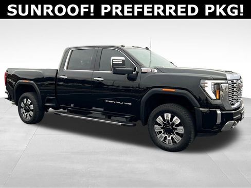 Used 2025 GMC Sierra 2500 Denali image 1