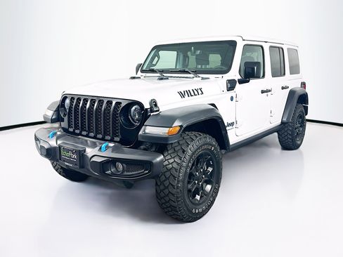 Used 2023 Jeep Wrangler Unlimited AWD/4WD image 3