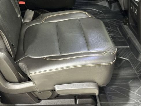 Certified 2021 Chevrolet Traverse Premier image 28