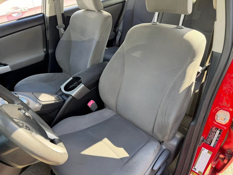 Used 2012 Toyota Prius Three FWD image 12