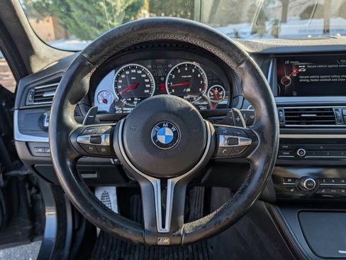 Used 2016 BMW M5 w/ Premium Package image 18