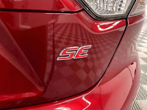 Used 2023 Toyota Corolla SE image 8