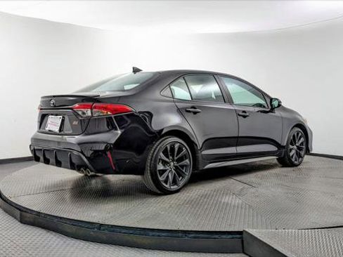 Used 2024 Toyota Corolla SE FWD image 8