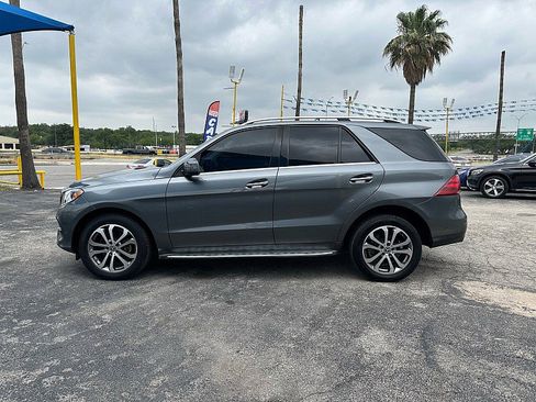 Used 2018 Mercedes-Benz GLE 350 w/ Premium 1 Package image 8