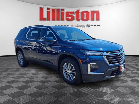 Used 2023 Chevrolet Traverse LT AWD/4WD image 3