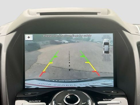 Used 2018 Ford Escape Titanium w/ Ford Safe & Smart Package FWD image 14