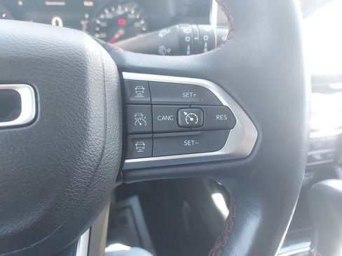 Used 2022 Jeep Compass Trailhawk w/ Trailhawk Convenience Group AWD/4WD image 21