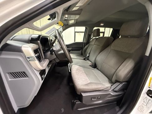 Used 2024 Ford F350 XLT AWD/4WD image 29