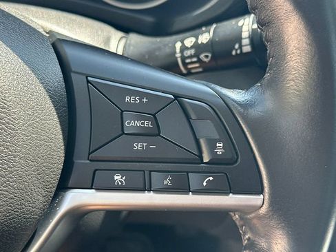 Used 2022 Nissan Sentra SV FWD image 26