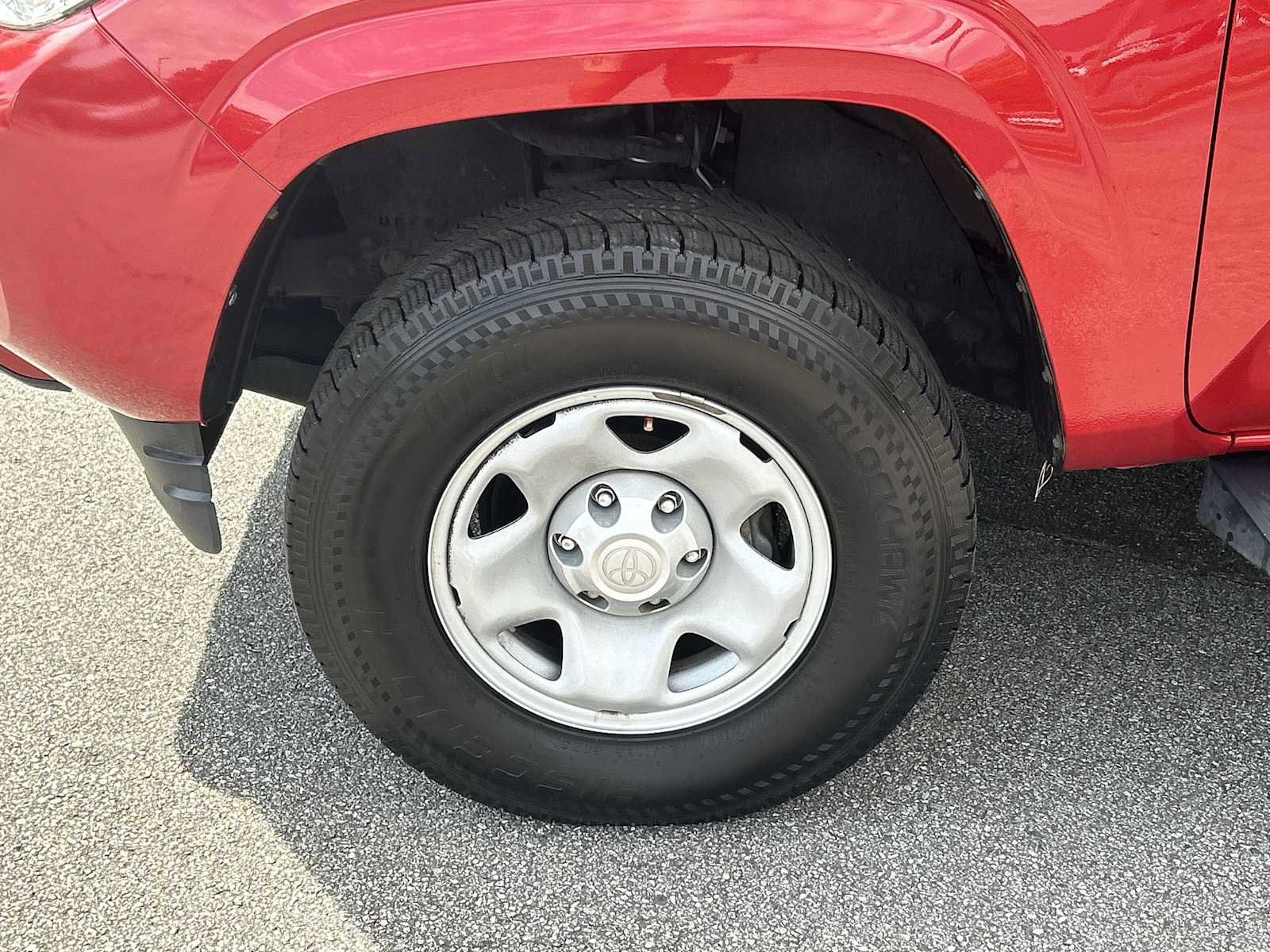 Used 2020 Toyota Tacoma SR w/ SR Convenience Package RWD image 7