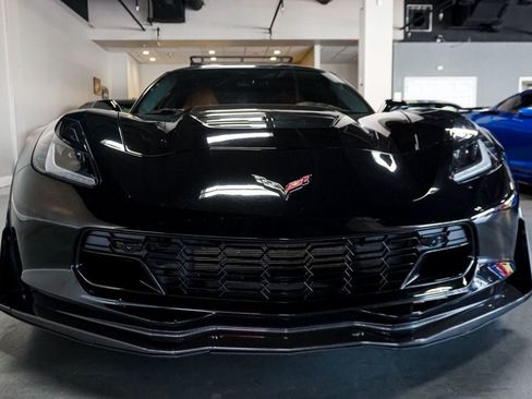 Used 2017 Chevrolet Corvette Z06 RWD image 12