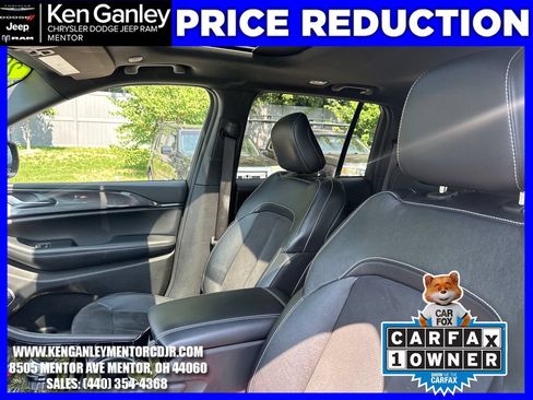 Used 2023 Jeep Grand Cherokee Altitude AWD/4WD image 21
