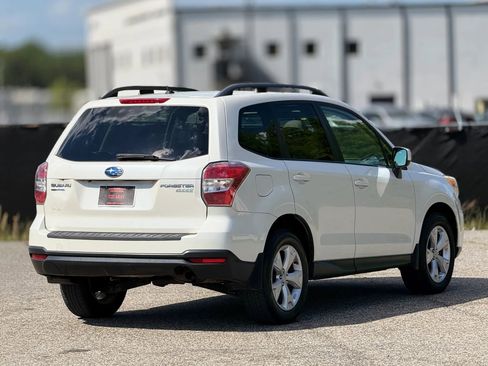 Used 2015 Subaru Forester 2.5i Premium w/ All-Weather Package AWD/4WD image 9