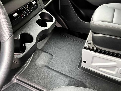 New 2025 Mercedes-Benz Sprinter 2500 image 11