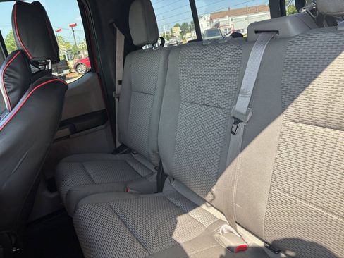 Used 2015 Ford F150 XLT w/ Equipment Group 302A Luxury AWD/4WD image 28