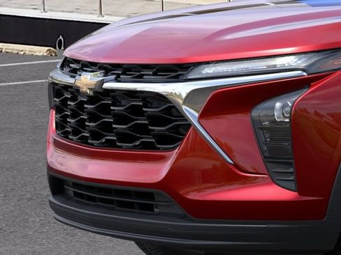 New 2026 Chevrolet Trax LS w/ LS Convenience Package FWD image 13