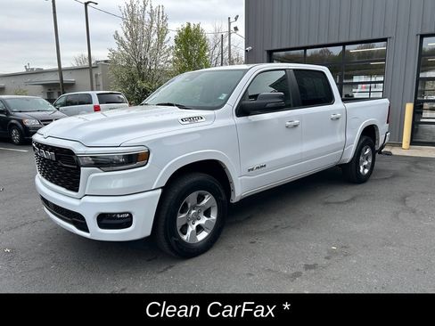 Certified 2025 RAM 1500 Big Horn AWD/4WD image 9