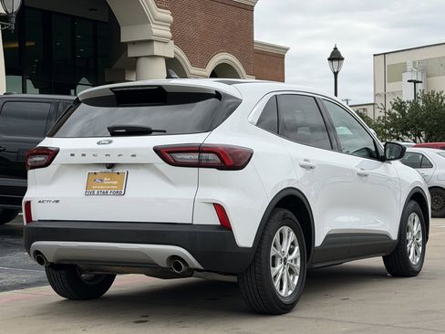 Certified 2024 Ford Escape Active FWD image 4