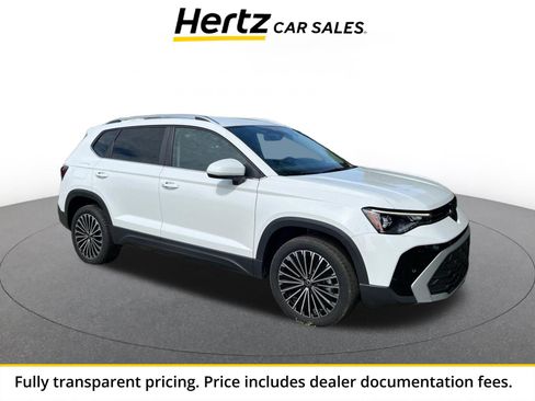 Used 2025 Volkswagen Taos SE FWD image 1